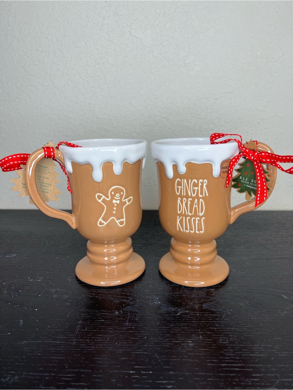 NEW Rae Dunn ‘Gingerbread Kisses’ Holiday Coffee Mug (One Mug Only)